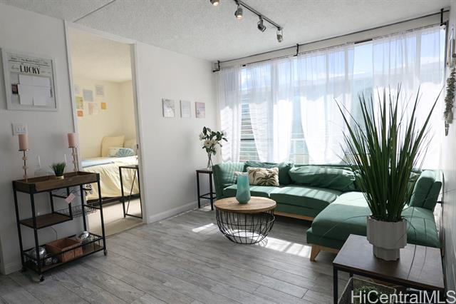 2845 Waialae Avenue, 321, Honolulu, HI 96826