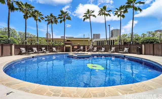 581 Kamoku Street, 908, Honolulu, HI 96826