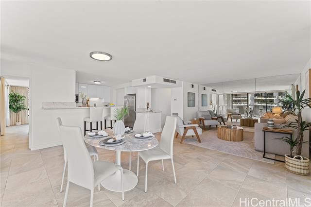 1910 Ala Moana Boulevard, 16A, Honolulu, HI 96814