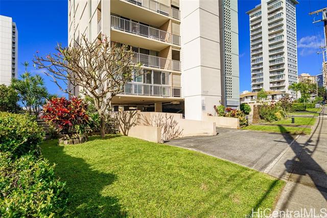 1137 Wilder Avenue, 801, Honolulu, HI 96822