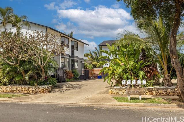 68-037 Apuhihi Street, B, Waialua, HI 96791