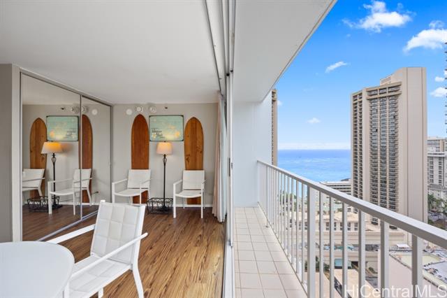 2427 Kuhio Avenue, 2704, Honolulu, HI 96815