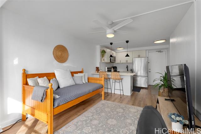 445 Kaiolu Street, 609, Honolulu, HI 96815