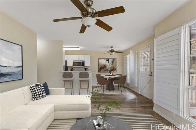 94-586 Lumiauau Street, 201, Waipahu, HI 96797