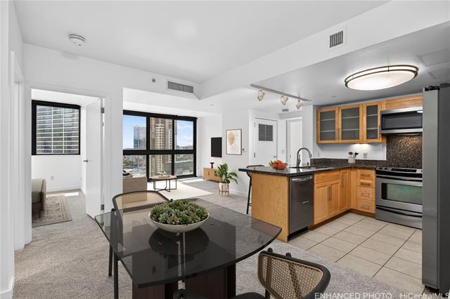 600 Queen Street, 2703, Honolulu, HI 96813