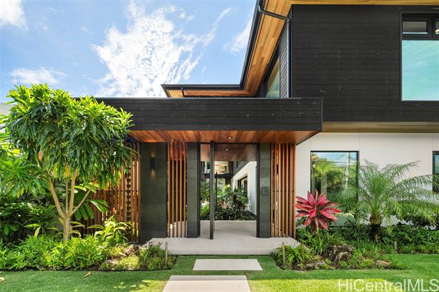 4543 Aukai Avenue, Honolulu, HI 96816