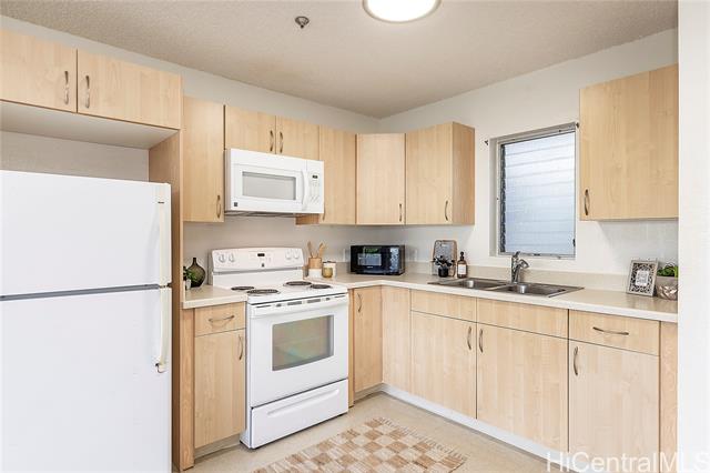 95-1050 Makaikai Street, 11E, Mililani, HI 96789