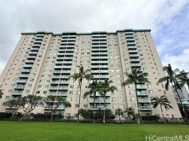 3009 Ala Makahala Place, 612, Honolulu, HI 96818