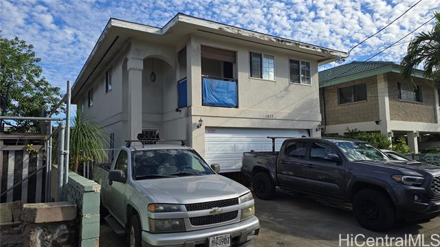 1021 Mao Lane, Honolulu, HI 96817
