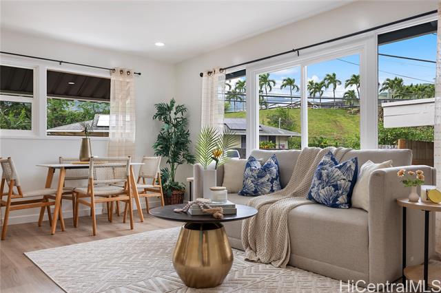 47-733 Kamehameha Highway, Kaneohe, HI 96744