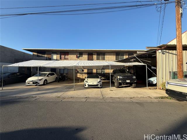 2135 Bannister Place, Honolulu, HI 96819