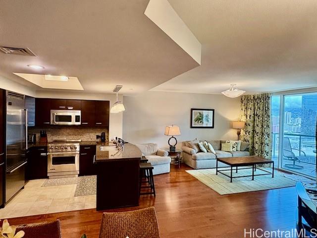 1837 Kalakaua Avenue, 1808, Honolulu, HI 96815