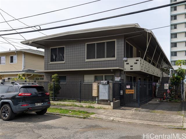 1213 Matlock Avenue, Honolulu, HI 96814