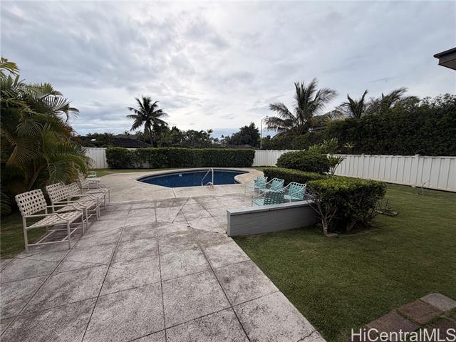608 Kuana Street, Honolulu, HI 96816