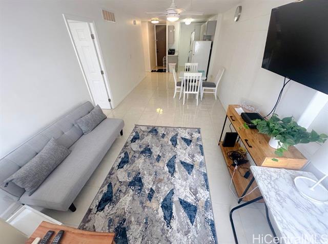 435 Seaside Avenue, 505, Honolulu, HI 96815