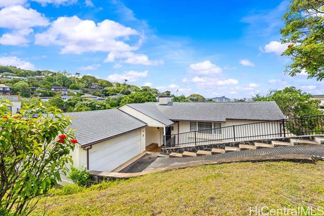 2021 Mott Smith Drive, Honolulu, HI 96822