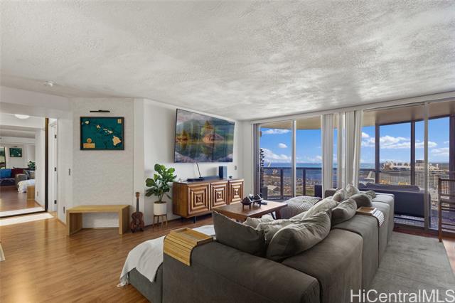 425 South Street, 2103, Honolulu, HI 96813