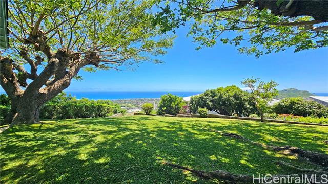 4125 Pakolu Place, Honolulu, HI 96816