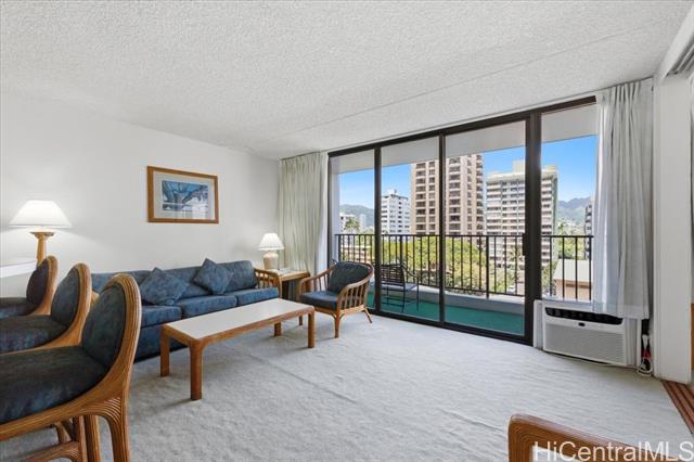 201 Ohua Avenue, 711-T2, Honolulu, HI 96815