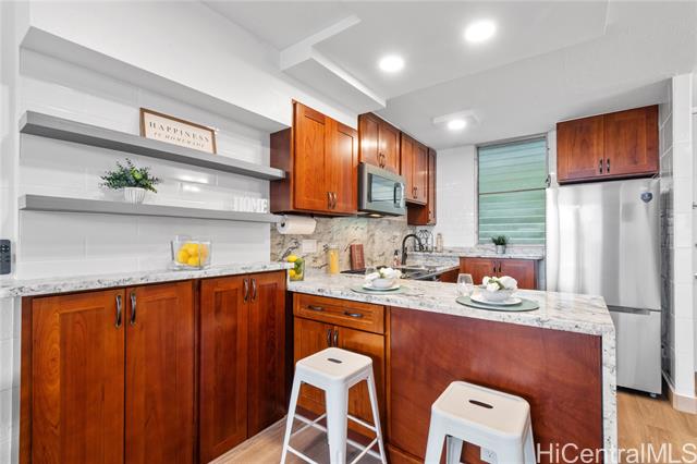46-260 Kahuhipa Street, C207, Kaneohe, HI 96744