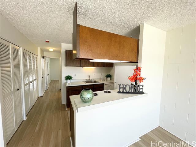 1717 Citron Street, 604, Honolulu, HI 96826