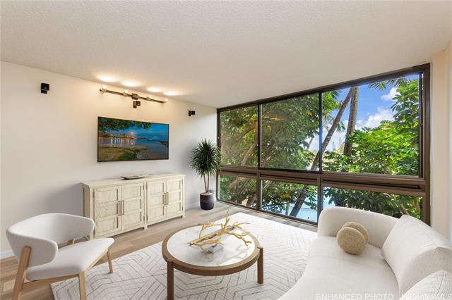 501 Hahaione Street, 1/3F, Honolulu, HI 96825