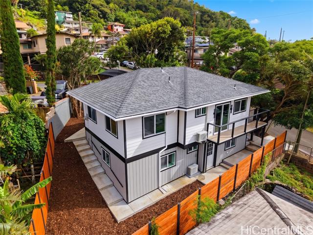 2702 Nihi Street, Honolulu, HI 96819