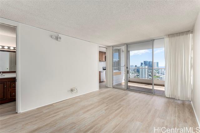 1556 Piikoi Street, PH2002, Honolulu, HI 96822
