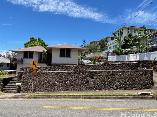1356 Mamalu Street, Honolulu, HI 96817