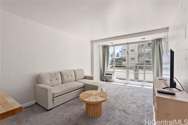 445 Kaiolu Street, 212, Honolulu, HI 96815