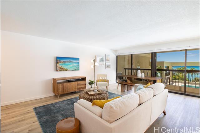 2470 Kalakaua Avenue, 504, Honolulu, HI 96815