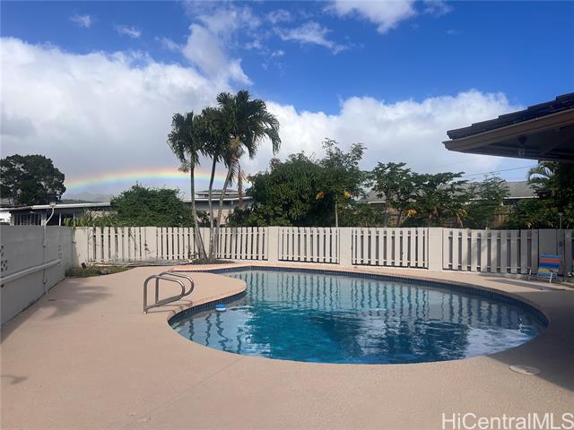 1587 Lehia Street, Honolulu, HI 96818