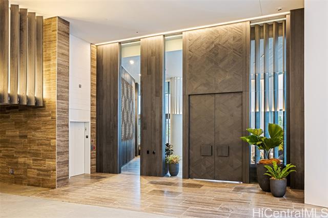 1000 Auahi Street, 2607, Honolulu, HI 96814