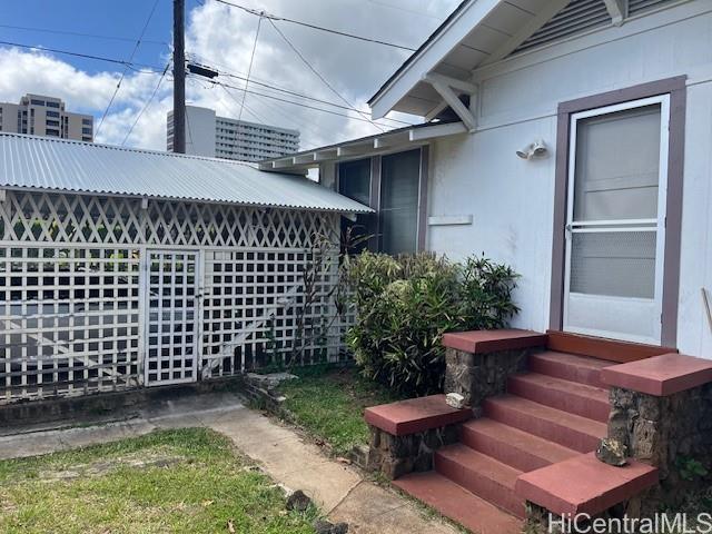 1932 Dole Street, Honolulu, HI 96822