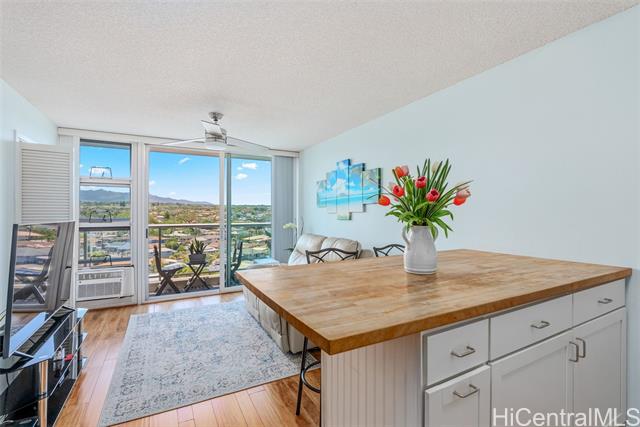 94-979 Kauolu Place, 1110, Waipahu, HI 96797