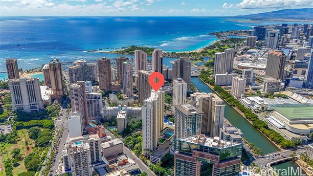 469 Ena Road, 2702, Honolulu, HI 96815