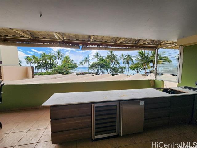 2500 Kalakaua Avenue, 201, Honolulu, HI 96815