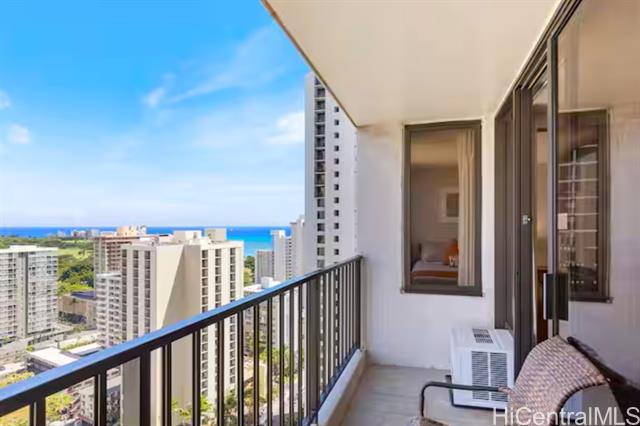 201 Ohua Avenue, 2507-T1, Honolulu, HI 96815