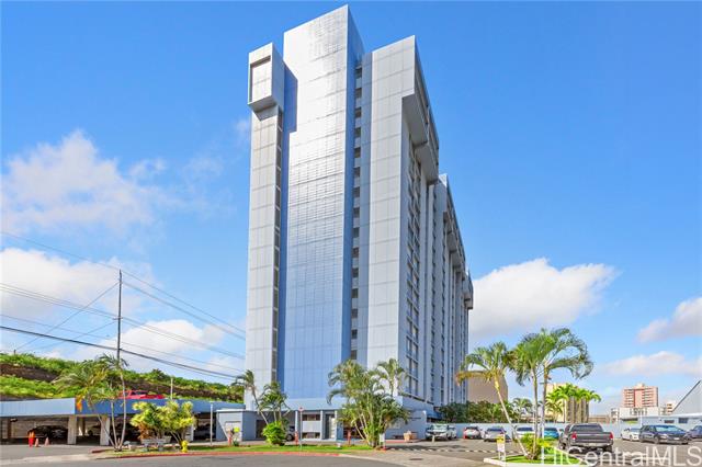 3045 Ala Napuaa Place, 1701, Honolulu, HI 96818