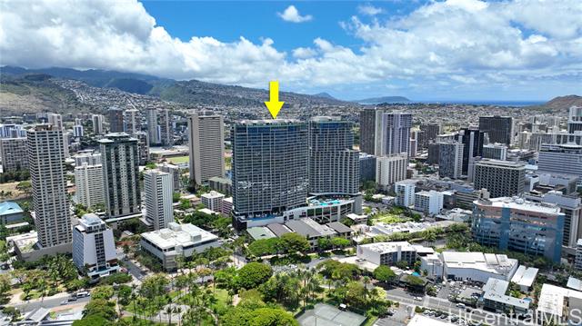 383 Kalaimoku Street, 1703, Honolulu, HI 96815