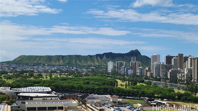 555 University Avenue, 1903, Honolulu, HI 96826