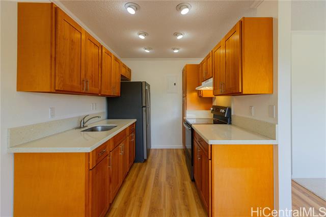 94-1139 Mopua Loop, J5, Waipahu, HI 96797