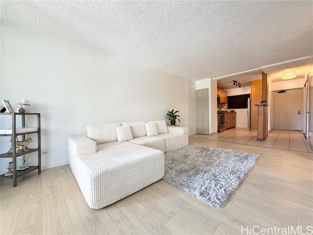 2488 Kapiolani Boulevard, 303, Honolulu, HI 96826