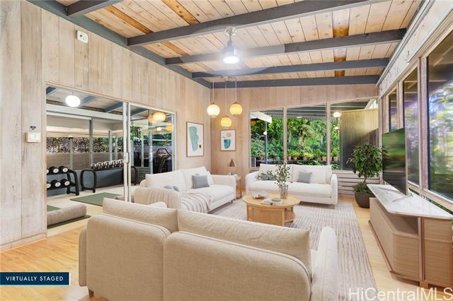 99-941 Hulumanu Street, Aiea, HI 96701