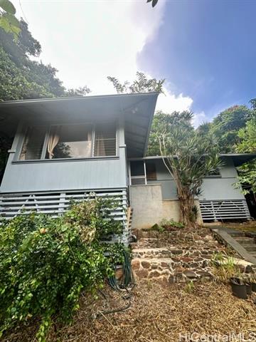 2339 Waiomao Road, Honolulu, HI 96816