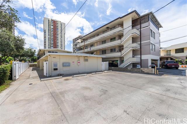 2730 Nakookoo Street, Honolulu, HI 96826