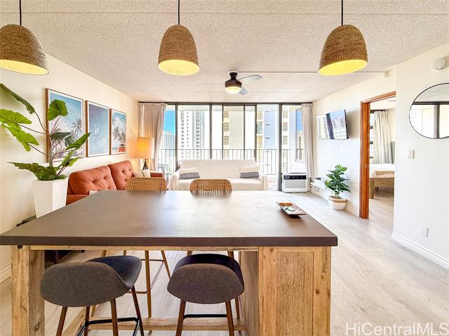201 Ohua Avenue, 2106-T2, Honolulu, HI 96815