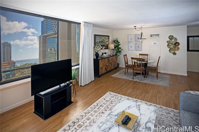 430 Lewers Street, 1904, Honolulu, HI 96815