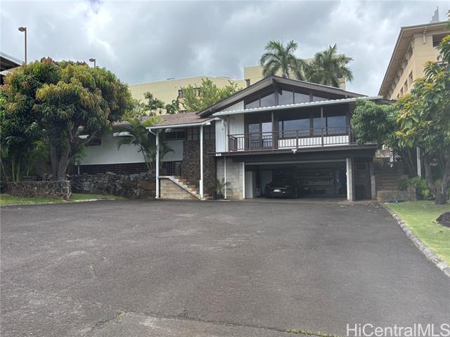 2208 Liliha Street, B, Honolulu, HI 96817