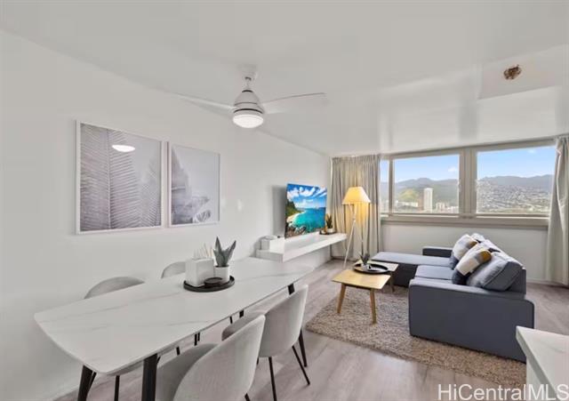 445 Seaside Avenue, 2101, Honolulu, HI 96815